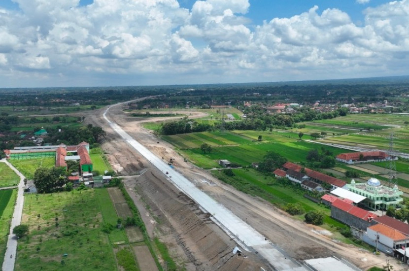 Mudik Lebaran 2024 akan operasikan jalur fungsional jalan tol mulai dari Colomadu-Ngawen (Klaten) sepanjang 22 KM. (Foto: Dok Ruzka Indonesia)