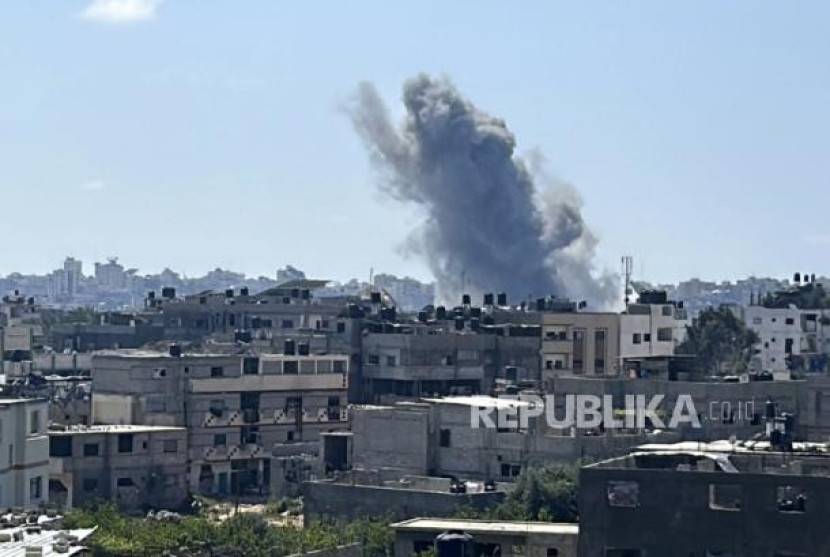 Israel masih menyerang permukiman Gaza di saat sedang menghadapi ancaman Iran. Sumber:AP Photo