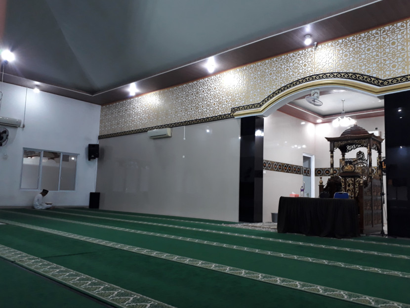 Seusai Ramadhan, masjid-masjid sepi kembali. (Foto: SumatraLink.id/Mursalin Yasland)