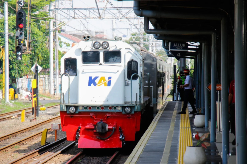 Ilustrasi.  PT Kereta Api Indonesia (KAI) kembali mengingatkan masyarakat untuk terus waspada terhadap segala bentuk penipuan dengan modus rekrutmen KAI. (Foto: Dok. Humas PT KAI)