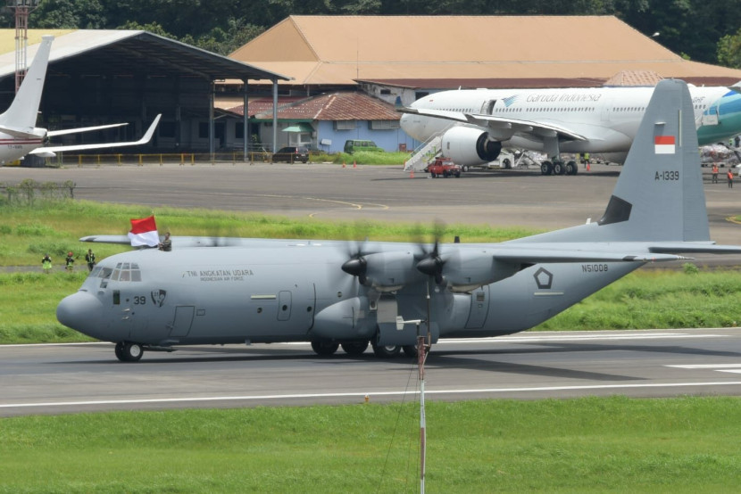  Pesawat Super Hercules C-130J TNI AU.