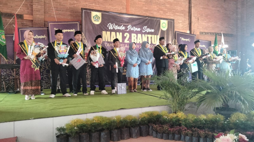 Dokumentasi Wisuda Purna Siswa 2024