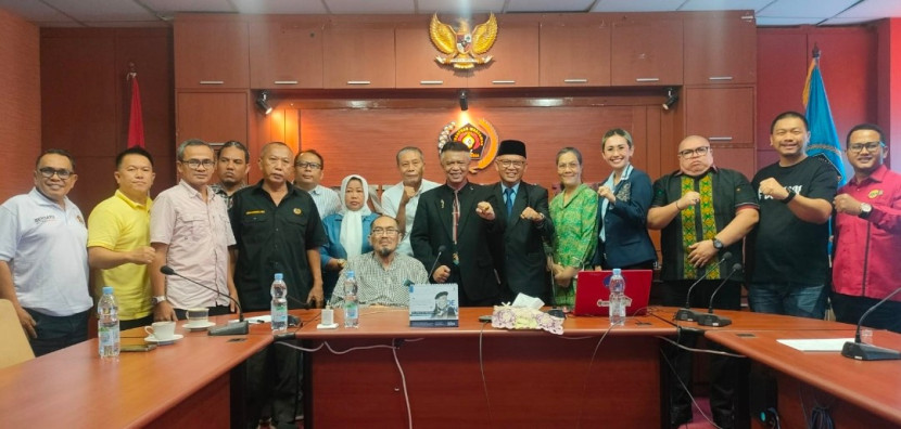 PWI Pusat keluarkan penyataan sikap menolak isi RUU Penyiaran. (Foto: Dok Ruzka Indonesia)