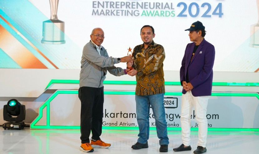 PLN Icon Plus raih Bronze Award untuk Kategori Anak Perusahaan BUMN pada ajang BUMN Entreprenurial Marketing Award 2024.  (Foto Dok Ruzka Indonesia)
