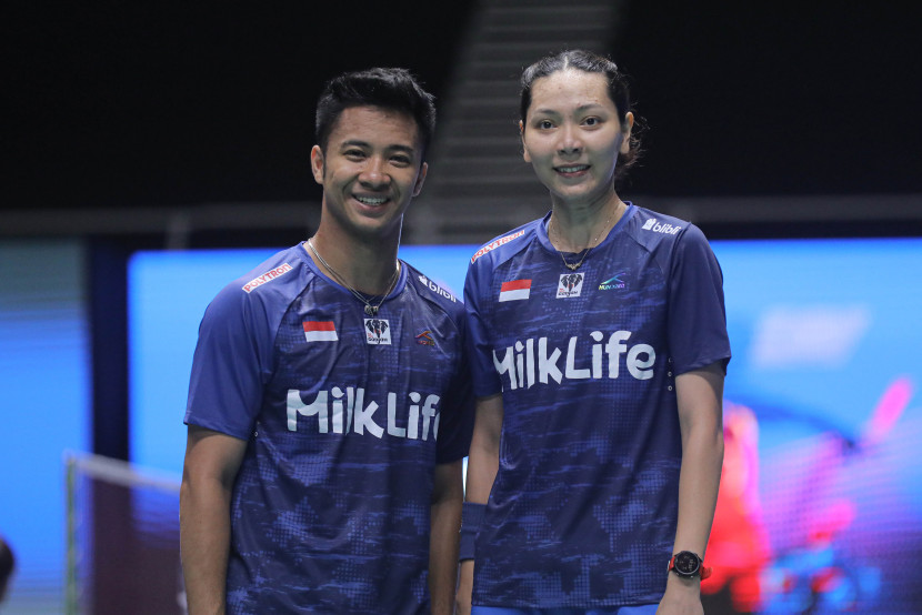 Pasangan ganda campuran Dejan Ferdinansyah/Gloria Emmanuelle Widjaja ke babak kedua Singapore Open 2024.