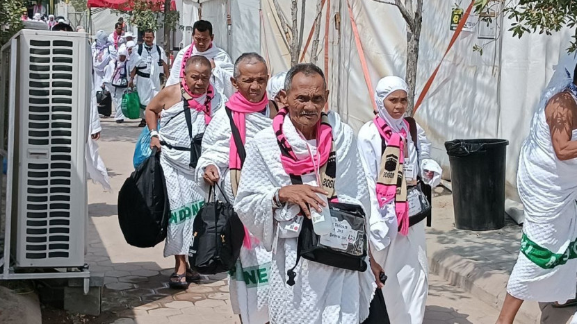 Jamaah haji Indonesia di Arafah, Sabtu (15/6/2024). (Foto: Kemenag)