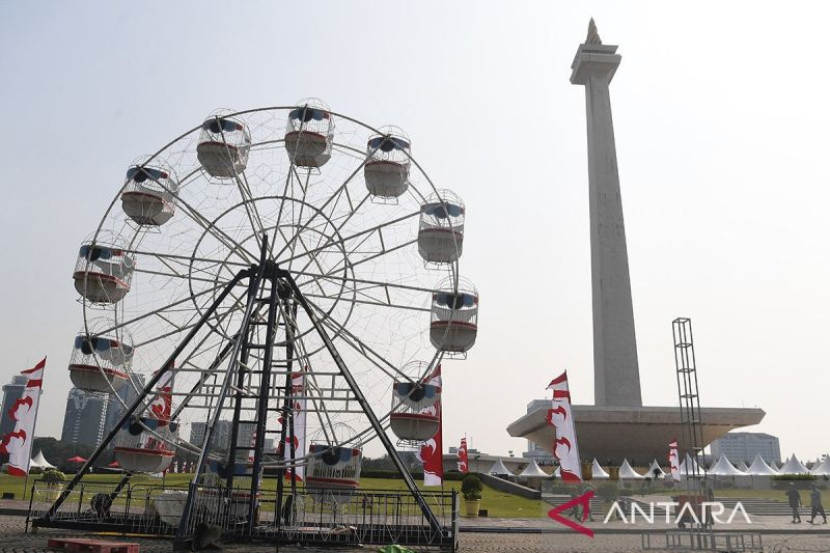 Pemprov DKI Jakarta menggelar sejumlah kegiatan pada puncak HUT ke-497 Kota Jakarta di Monas pada Sabtu (22/06/2024). Kegiatan dimeriahkan dengan berbagai hiburan dan pertunjukan. (Foto: Antara/RI)