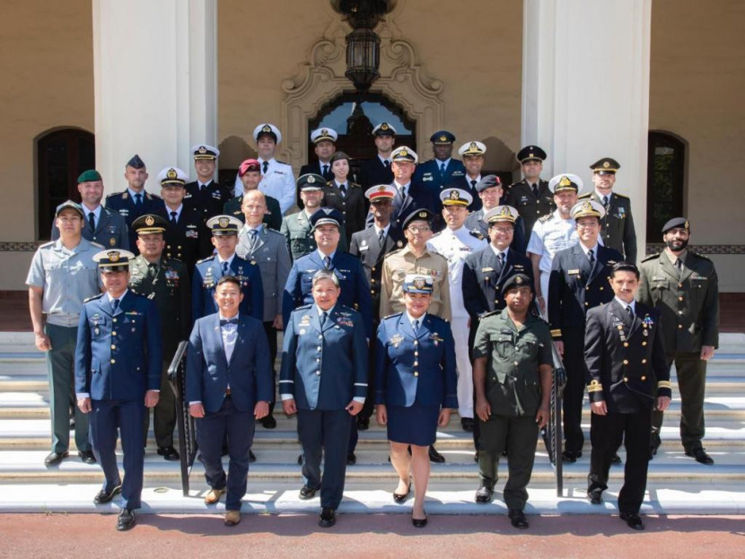 Kapten Laut (P) Rayhan Imamul Khair lulus dari Naval Postgraduate School (NPS) di Monterey, AS.