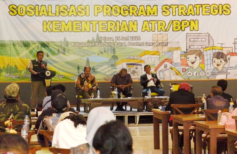 Sosialisasi Program Starategis Kementerian ATR/BPN, di Lembang, Kabupaten Bandung Barat, Selasa (25/6/2024). Foto: Edi Yusuf