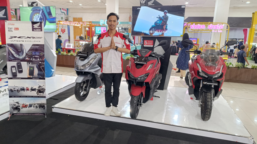 Sebagian Display Motor Matic 160cc premium Honda di HPMD, Teras Kota, BSD, Tangerang Selatan. Sumber: Dok. Wahana Artha Group