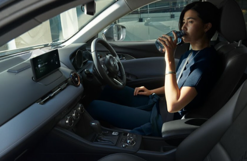 interior Mazda CX-3                    dok Mazda