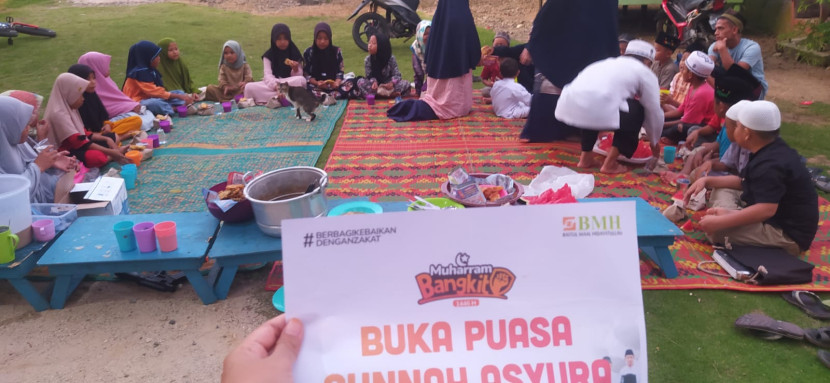 Buka Puasa Asyura bersama Santri Yatim dan Penghafal Quran