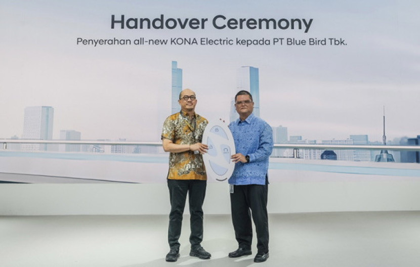 Serah terima New Kona EV. DOK. HYUNDAI MOTOR INDONESIA