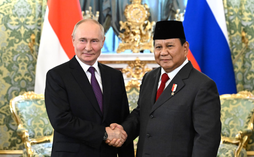 Presiden Terpilih Prabowo Subianto bersama Presiden Rusia Vladimir Putin. Sumber: Dok Kremlin