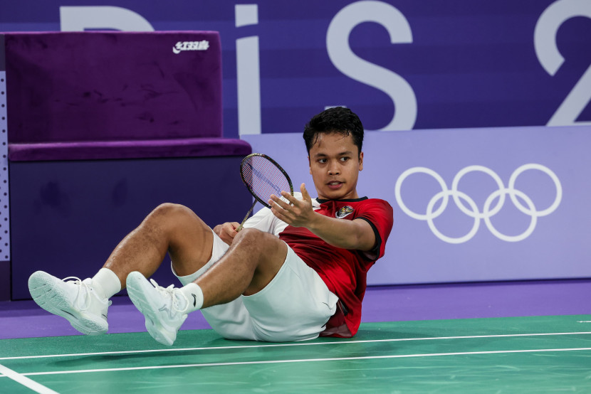 Dua pemain tunggal putra Jonatan Christie dan Anthony Sinisuka Ginting menorehkan prestasi memalukan bagi Indonesia di Olimpiade 2024. (Source: PBSI/Badmintonphoto/Yohan Nonotte)