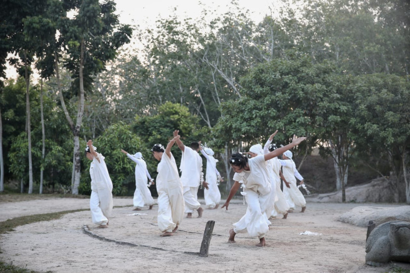 Salah satu atraksi pada Tubaba Art Festival 2024. (FOTO: Ytr-Lampung)