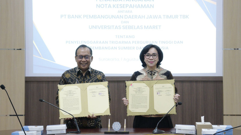 Bank Jatim teken MoU dengan UNS tentang kerja sama penyelenggaraan Tri Dharma Perguruan Tinggi dan pengembangan SDM