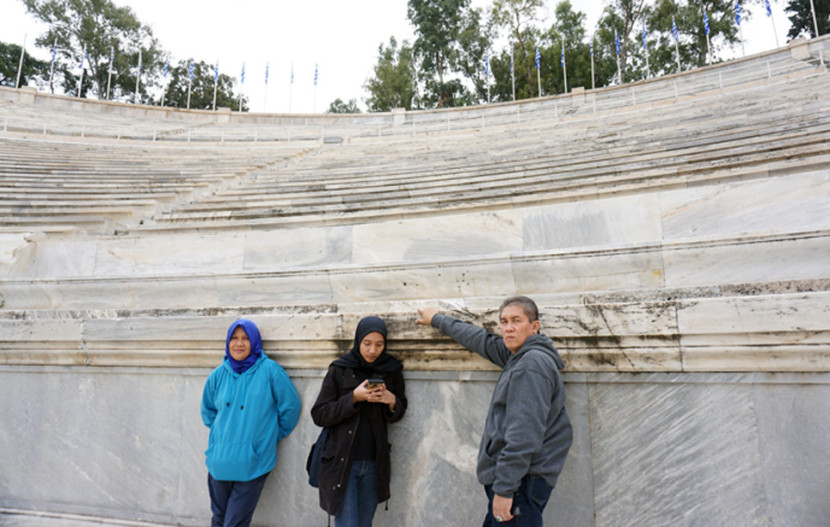 Tribun Panathenaic Stadium atau stadion Panathinaiko di Athena, Yunani. (FOTO: Safira Yasmin) 