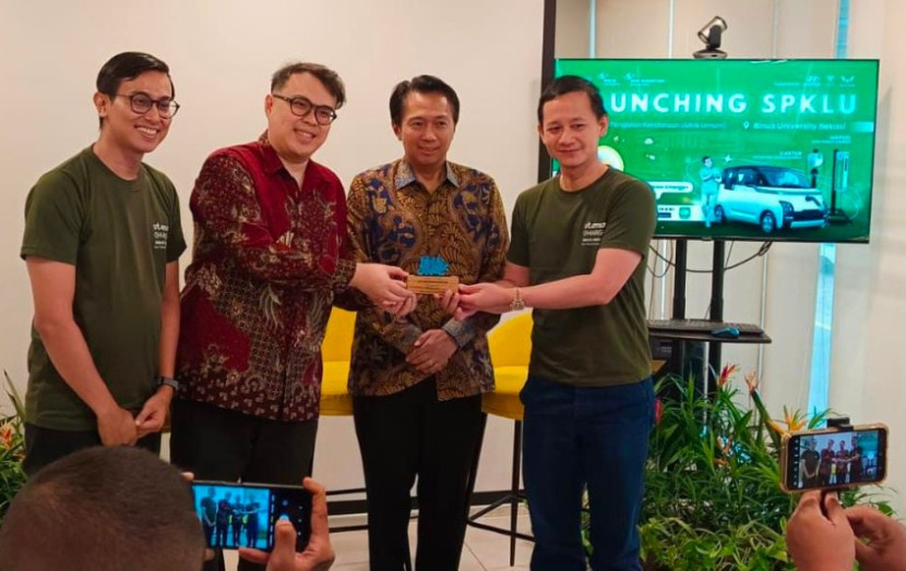 Utomo Chargeplus bekerja sama dengan Universitas BINUS kerjasama bangun SPKLU. (Foto: Dok Ruzka Indonesia)