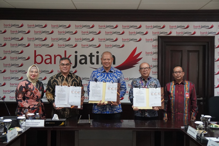 Bank Jatim Teken MoU dengan KBI dan KPBI