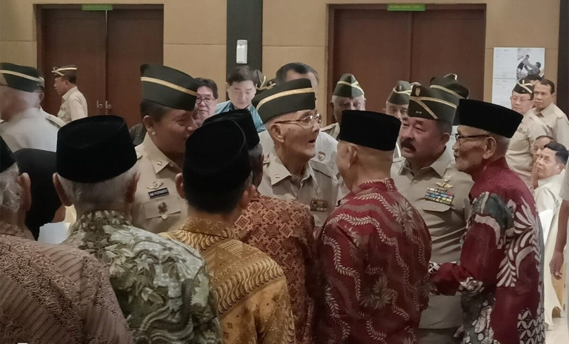 Ketua Badan Pertimbangan Pusat PPAD Jenderal (Purn) Try Sutirsno bersama Plt Ketum PPAD Mayjen (Purn) Komaruddin Simanjuntak. Sumber: Seputarmiliter