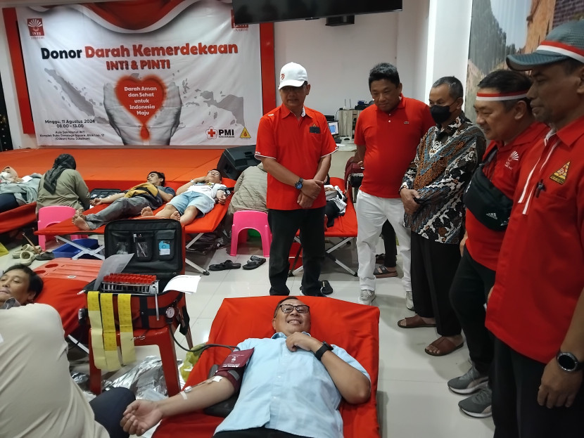 Kegiatan donor darah yang digelar INTI dan PINTI Sukabumi dalam menyambut hari kemerdekaan, Ahad (11/8/2024).