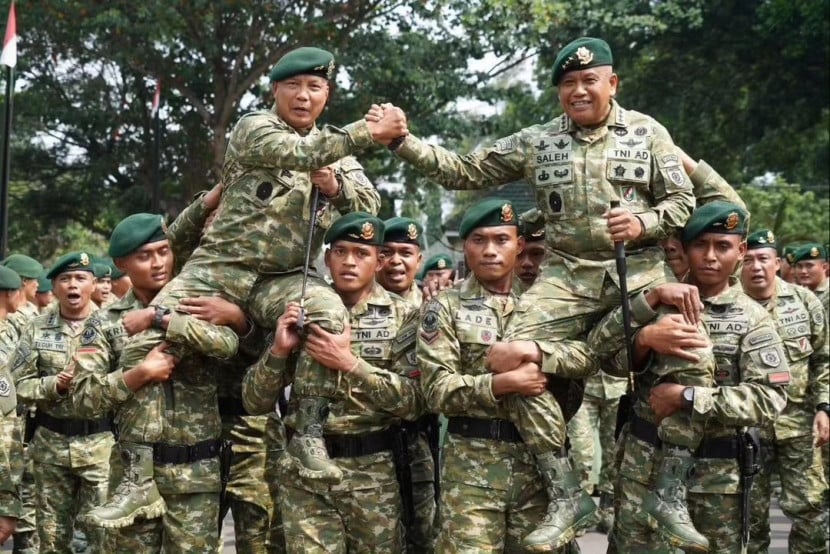 Pangkostrad Letjen Muhammad Saleh Mustafa menggelar perpisahan dengan prajurit Divif 2 Kostrad. Sumber: Seputarmiliter.id