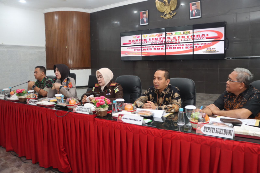 Suasana rakor kesiapan pengamanan pilkada 2024 di Polres Sukabumi Kota, Jumat (16/8/2024).