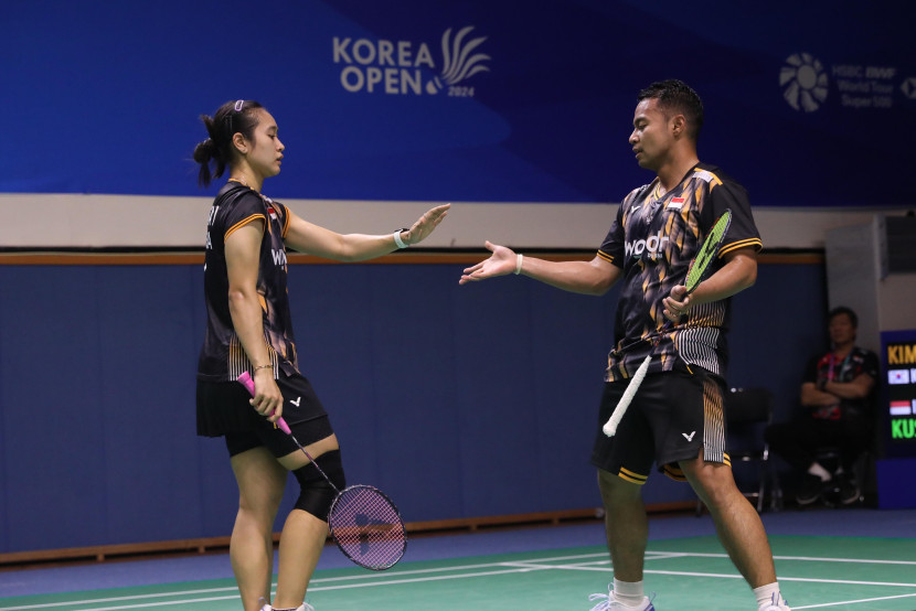 Pasangan ganda campuran Rehan Naufal Kusharjanto/Lisa Ayu Kusumawati nyaris mengalahkan pasangan Korea di babak kedua Korea Open 2024. (PBSI)