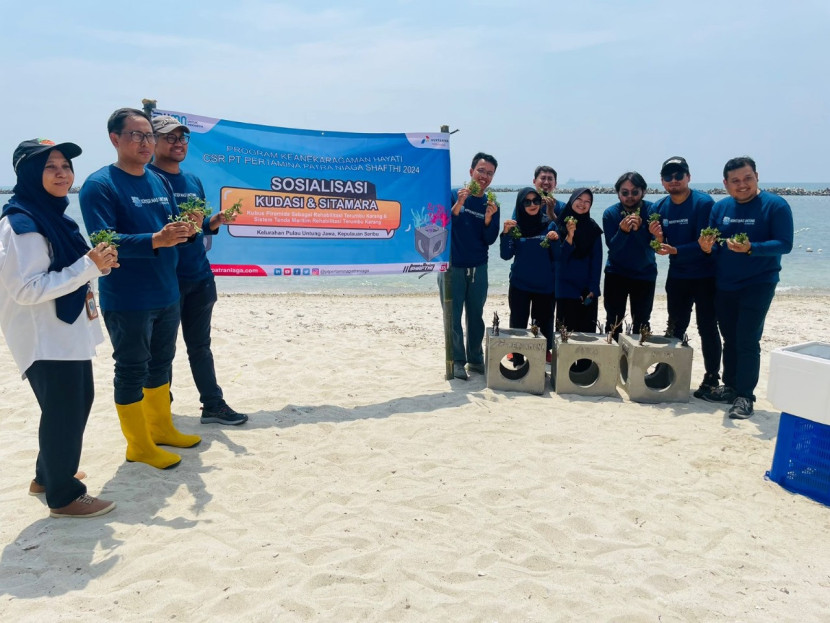 SHAFTHI bekerja sama dengan Kelurahan Pulau Untung Jawa dan Kelompok Sobat Bluwok meluncurkan program Konter Mas Untung (Konservasi Terumbu Karang Masyarakat Pulau Untung Jawa). (Dok. Gincumanis.com)