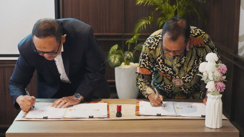 Bank Jatim tandatangani kerja sama dengan BRI Insurance