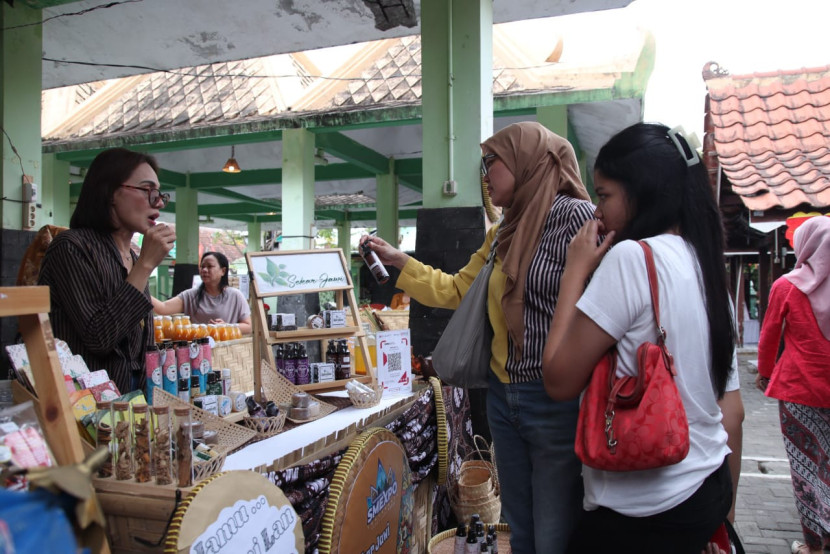 Sebanyak 30 UMKM mitra binaan Pertamina mengikuti pameran Pertamina Small Medium Enterprise Expo (SMEXPO) Yogyakarta 2024. (Dok. Gincumanis.com)