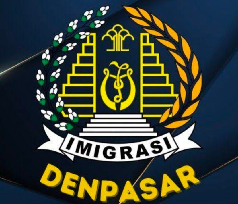 Imigrasi Denpasar, Bali deportasi WNA asal Kanada. (Foto: Dok Ruzka Indonesia)