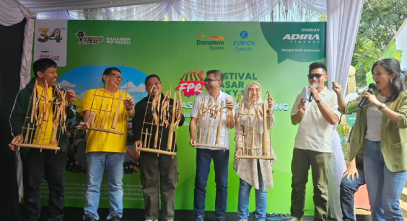 Tampak kegiatan FPB yang digelar di Pasar Rangkasbitung.     Dok Adira