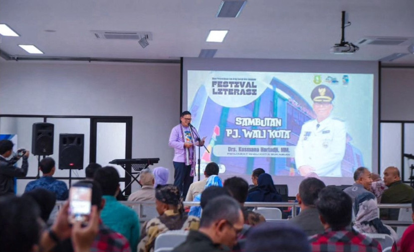 Festival literasi digelar di Kantor Perpustakaan Daerah Kota Sukabumi, Selasa (10/9/2024).