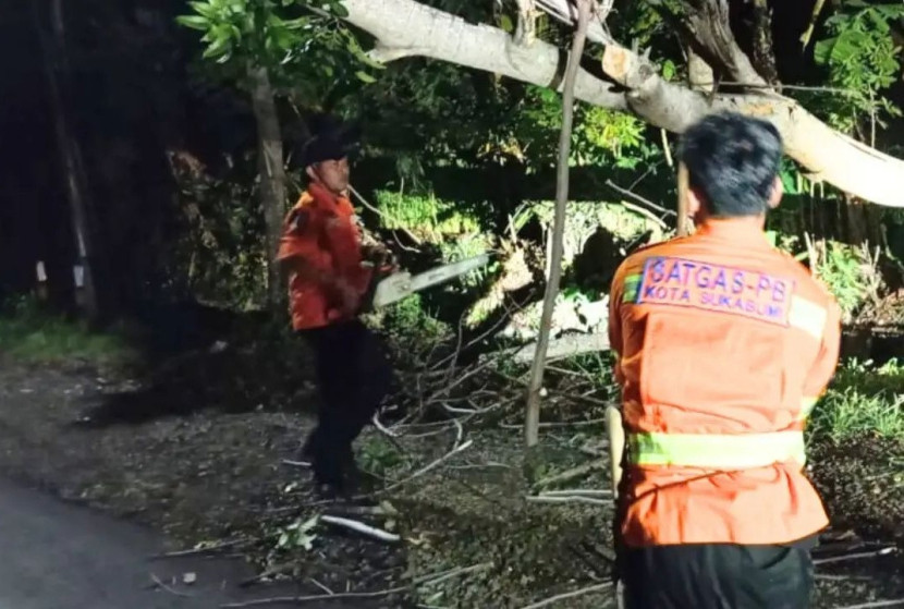 Upaya penanganan bencana yang dilakukan BPBD Kota Sukabumi.