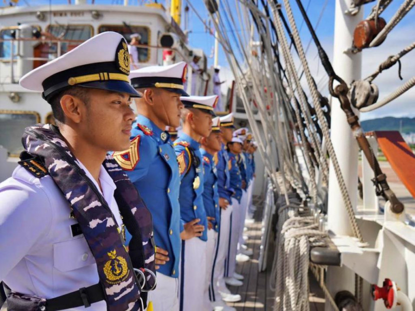 Personel KRI Bima Sakti. Sumber:Seputarmiliter.id