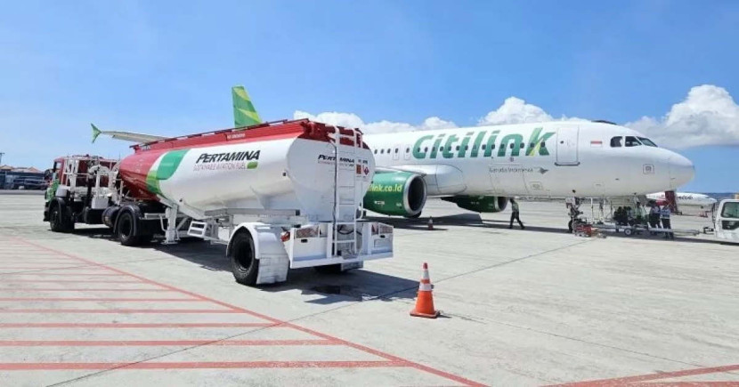 Pada perhelatan Bali International Airshow 2024 di Bandara Internasional I Gusti Ngurah Rai, Pertamina Patra Niaga menyalurkan SAF kepada maskapai nasional Citilink. (Foto: Dok RUZKA INDONESIA)