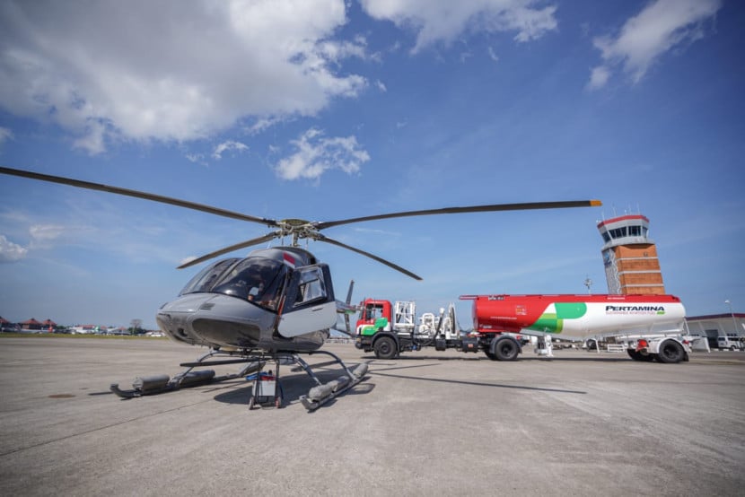 Helikopter Bell 407 menjadi yang pertama di Indonesia sebagai helikopter yang menggunakan SAF. (Dok. Gincumanis.com)