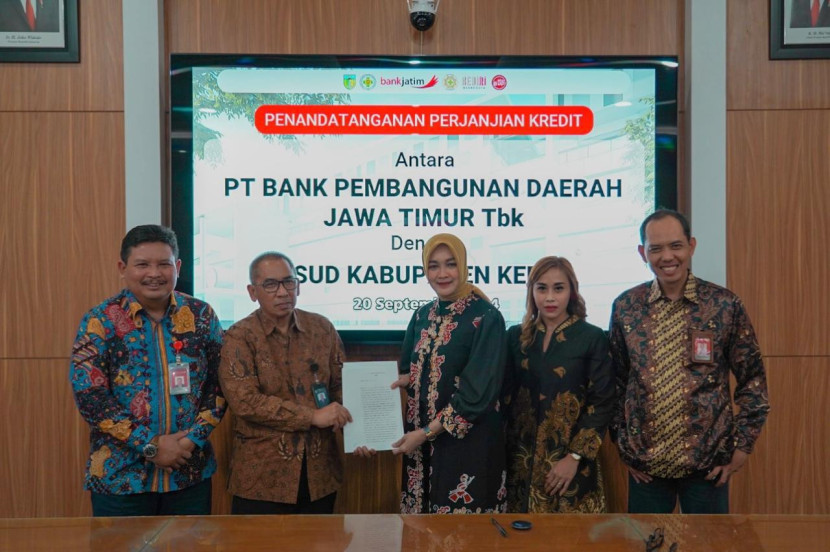 Bank Jatim menyalurkan kredit BLUD ke RSUD Kabupaten Kediri