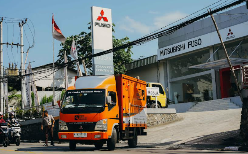 Kecelakaan di jalan raya lebih banyak terjadi akibat kesalahan pada pengemudi (human error)