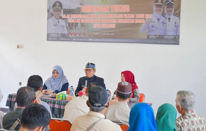 Bimtek kesiapsiagaan dalam menghadapi pilkada di Kelurahan Jayaraksa, Kecamatan Baros, Kota Sukabumi, Kamis (26/9/2024).