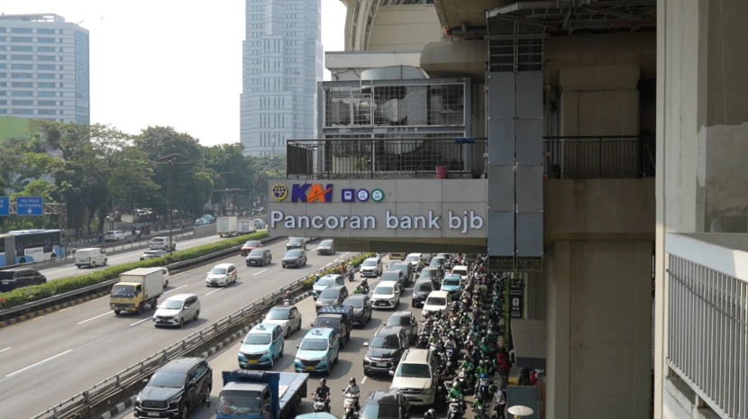 Stasiun LRT Pancoran bank bjb. (Foto; Humas PT KAI)