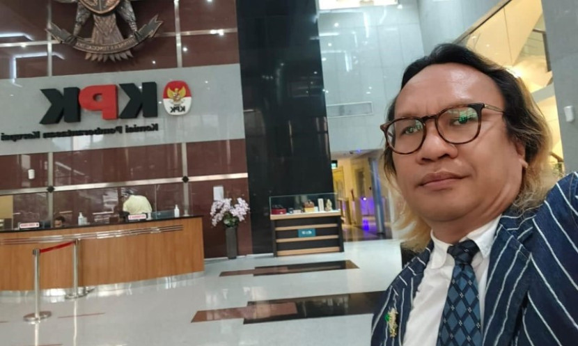 Advokat dan Penasehat Hukum Parulian Agustinus, SH, MH, MSi. (foto: Dok Ruzka Indonesia)