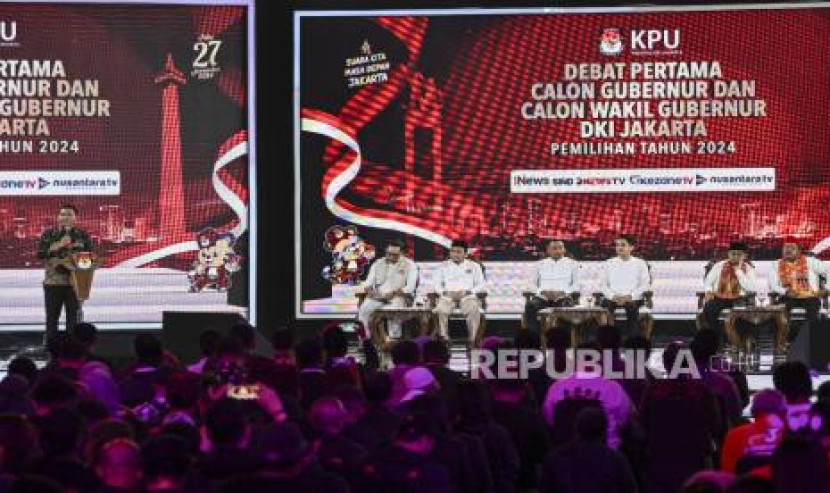 Debat pertama Pilkada Jakarta mengusung tema Penguatan SDM dan Transformasi Kota Global yang berlangsung Ahad (06/10/2024). (Foto: Dok REPUBLIKA)