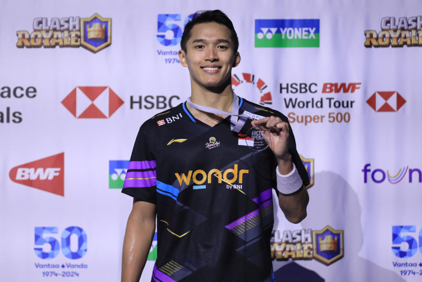 Pemain tunggal putra Jonatan Christie berjanji akan memperbaiki penampilan di Denmark Open 2024. (PBSI)