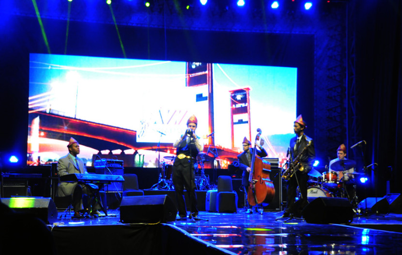 Festival Musi Sriwijaya Jazz tahun 2015 menampilkan grup musik jazz asal Amerika Serikat, Anthony Stanco and Crucial Element. (FOTO: Maspril Aries)