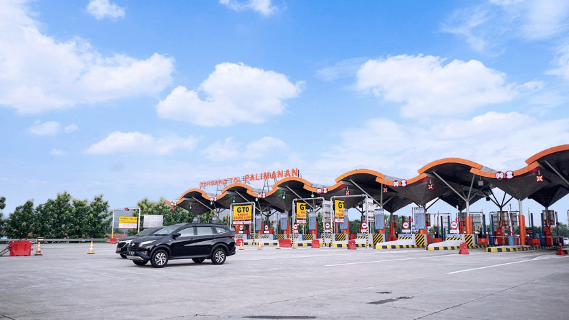 Pengguna ruas Tol Cipali sedang berkendara di Gerbang Tol Palimanan, beberapa waktu lalu. (Foto: Astra Tol Cipali)