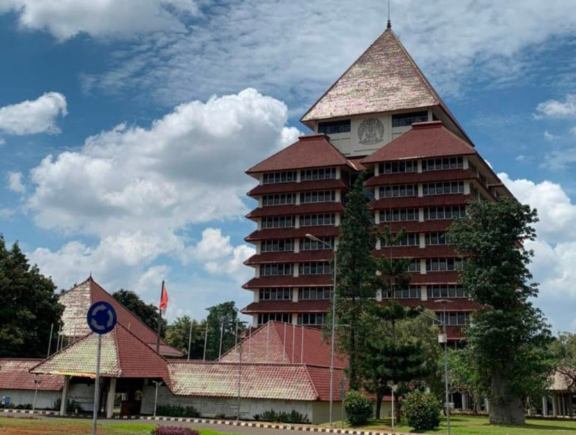 Gedung Rektorat UI, Kampus Depok. (Foto: Dok Ruzka Indonesia)