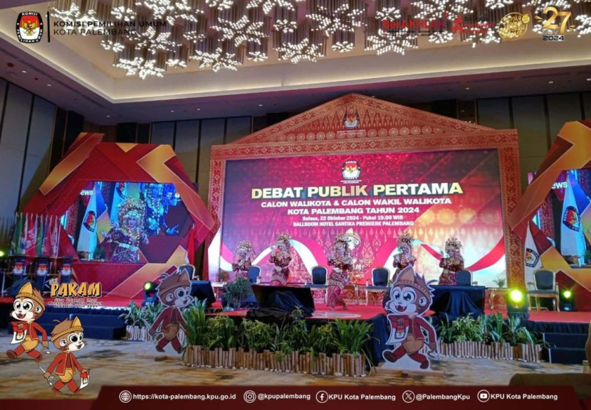 Debat Publik pertama Pilkada Kota Palembang 2024. (FOTO: Instagram @kpupalembang)